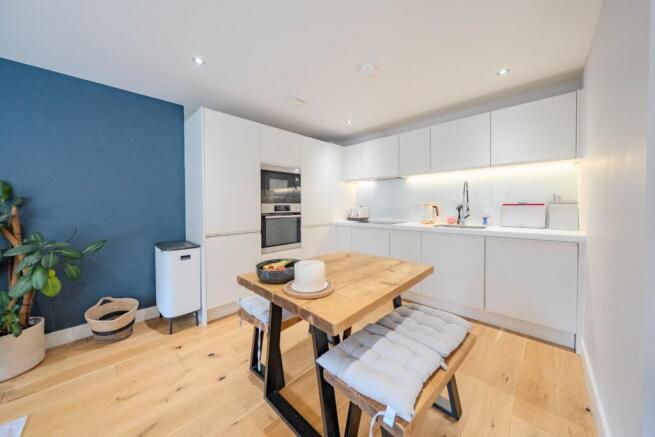 1 bed Apartment for sale Image 5