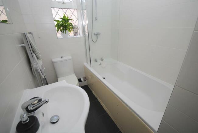 4cyprusgrovebath.JPG