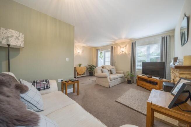 1320039-9-686905fa2d078-ARW