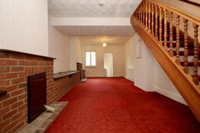 Front Room 2.jpg