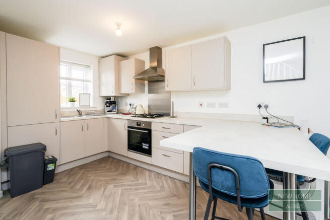 2 bed Semi-Detached for sale Image 3