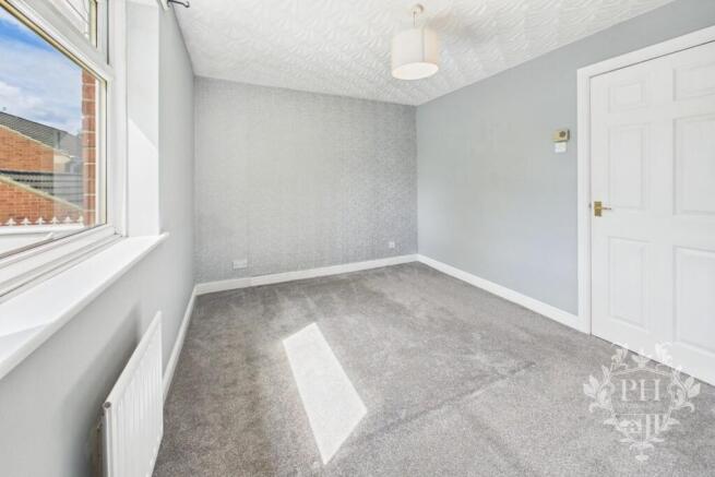 2 bed Semi-Detached for sale Image 7