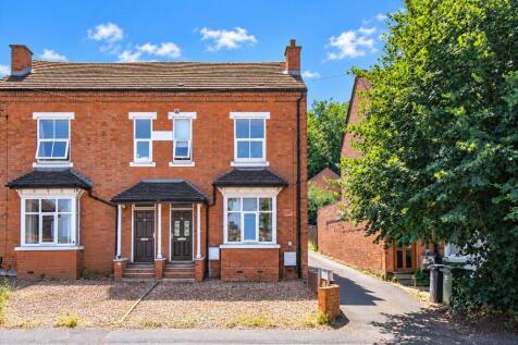 Bromsgrove Road, Redditch, B97
