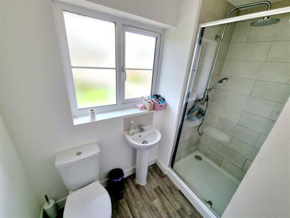 Ensuite.jpg