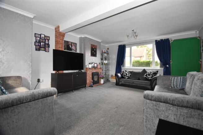 lounge4.JPG