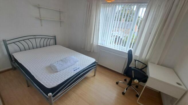 5 bed End of Terrace to rent Image 7