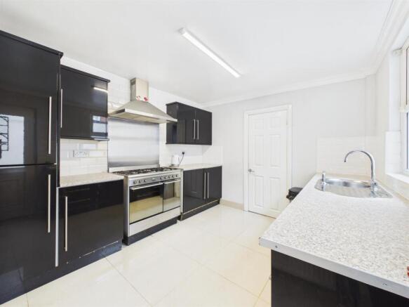 5 bed End of Terrace for sale Image 5