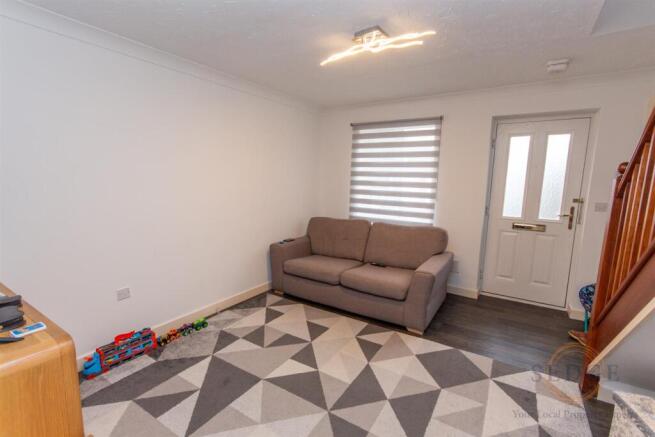 24 poppy close -10.jpg