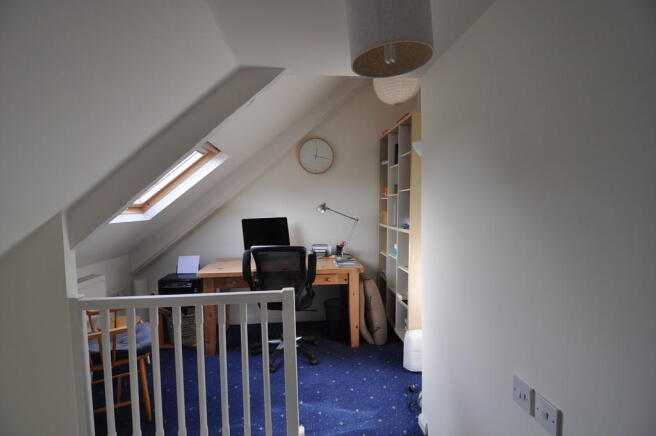 Photo 12