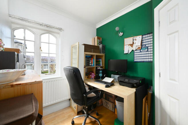 Photo 9