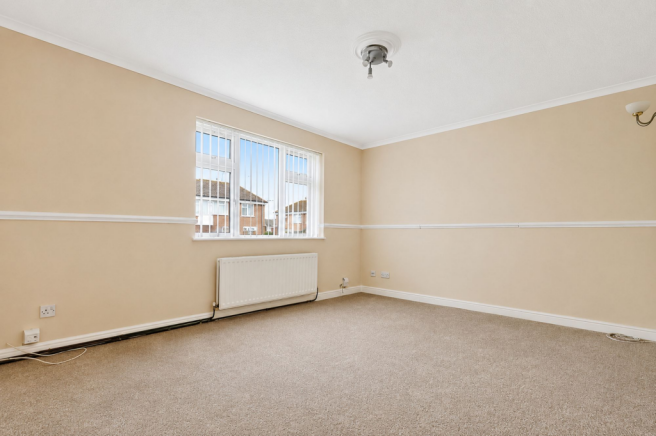 3 bed Terraced to rent Image 8