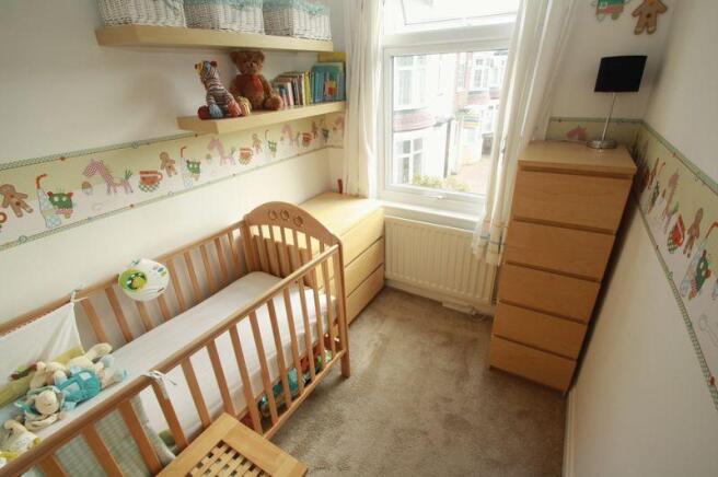 FRONT BEDROOM