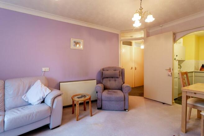 1 bed Apartment for sale Image 12
