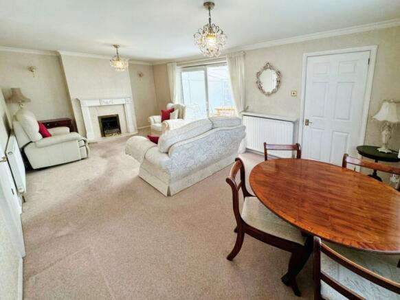 39b3bd8b-Living 20Dining.jpg