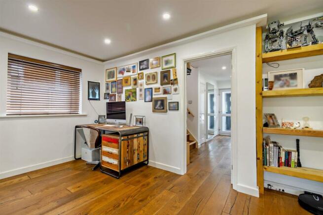 8599160-interior05-800.jpg