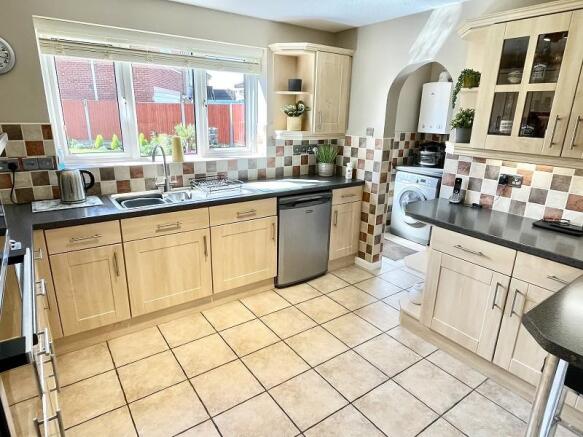 BREAKFAST KITCHEN