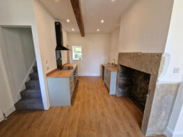 189, Woodhead Road, Holmbridge, Holmfirth HD9 2NW