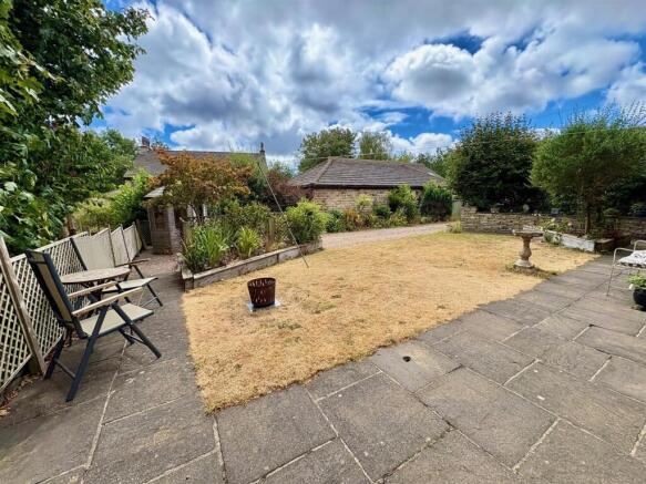 2 bed Semi-Detached for sale Image 9