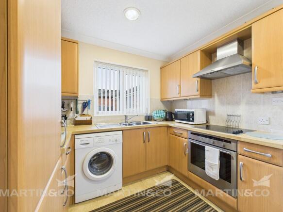 CAM02406G0-PR0533...