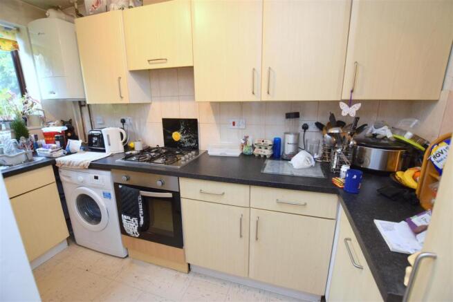 Kitchen: