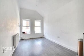 28b, London Road, Grays RM17 5XY