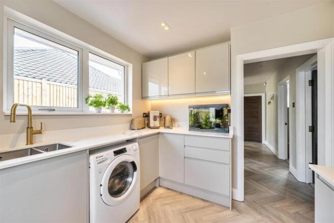 For Sale by Aspire Residential | Murfield Road
