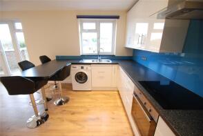 3, Beaconsfield Mews, Holtspur Top Lane, Holtspur, Beaconsfield HP9 1BF