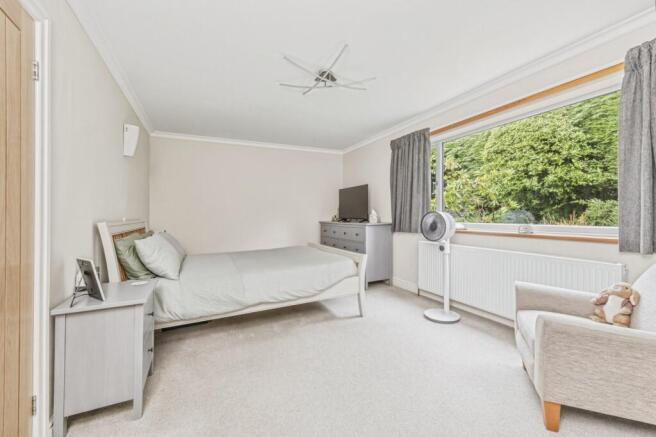 3 bed Bungalow for sale Image 10