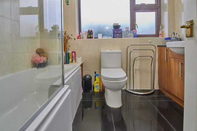 Refitted bathroom to rear