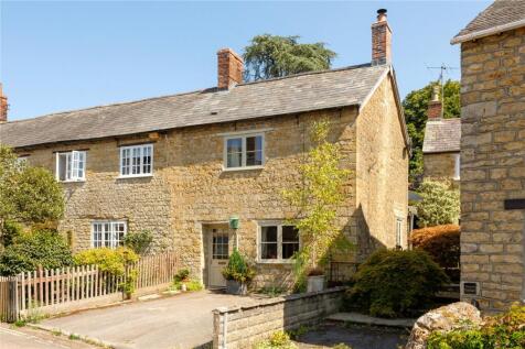 St. Mary Well Street, Beaminster, Dorset, DT8