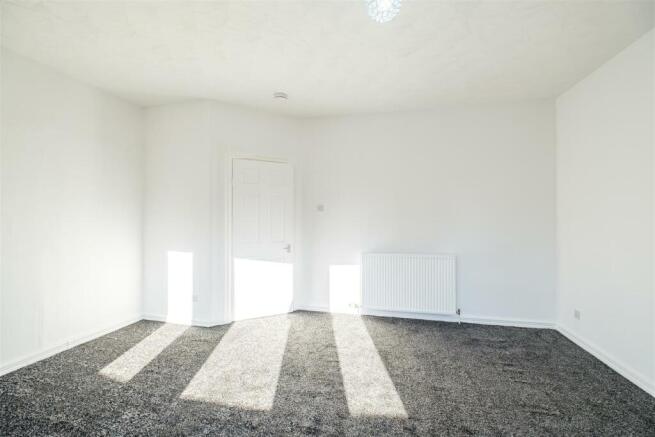 Carntyne Road-20.jpg