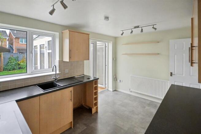 Kitchen (1).jpeg