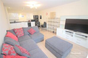 Flat 3, Foster House, Maxwell Road, Borehamwood WD6 1FR