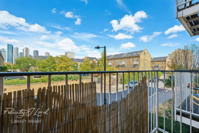 Millennium Drive, London E14 photo 4