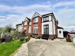 11 Melfort, Penrhyn Isaf Road, Llandudno LL30 3LT