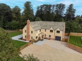 Arlington House, Tewkesbury Road, Toddington, Cheltenham GL54 5DG