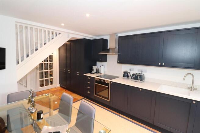 Fitted Kitchen
