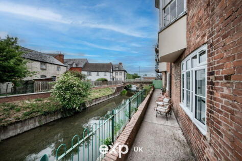 Ground Floor Flat, Waterloo Rooms, Vicarage Street, Leominster, HR6 8DS