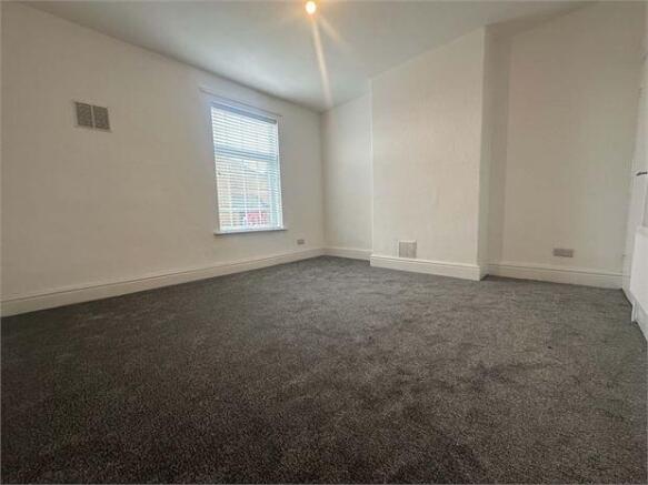 2 bed Terraced for sale Image 5