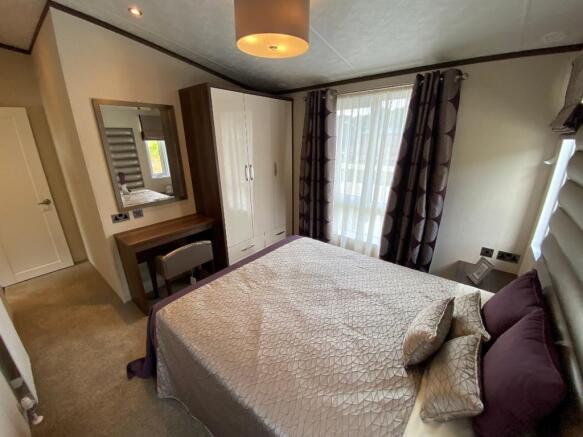 Master Bedroom Rear