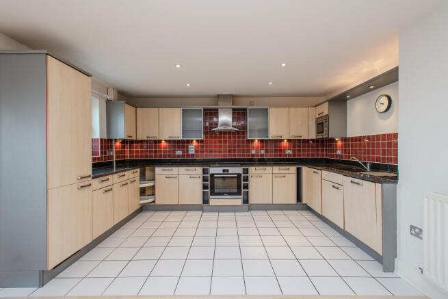 18 Carrington House