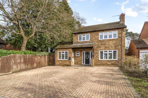 Buttermere Drive, Camberley