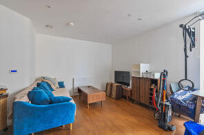 113, 1 Discovery Tower, Terry Spinks Place, Canning Town, London E16 1YH