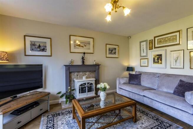 Living/Dining Area