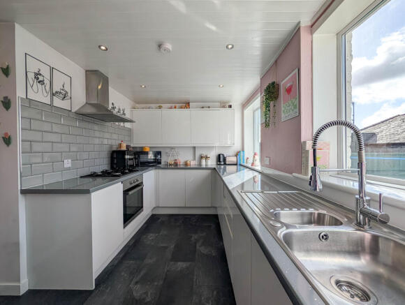 Kitchen 2
