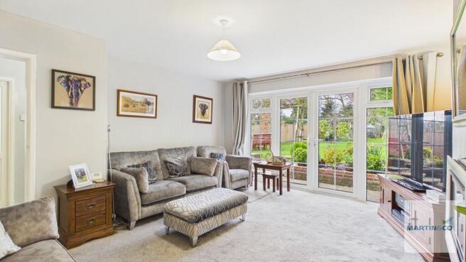 CAM05325G0-PR0153...