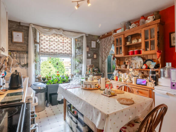 3 bed Cottage for sale Image 5