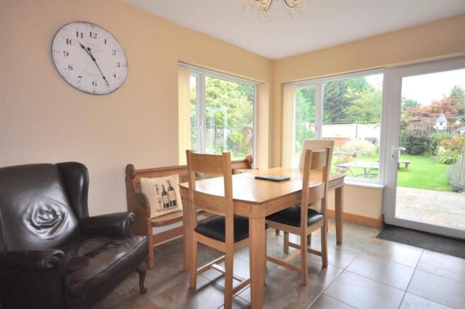 FURTHER VIEW OF DINING KITCHEN