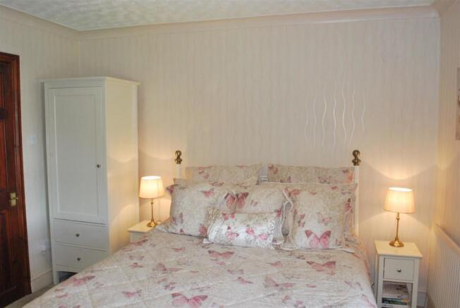 bed1.JPG