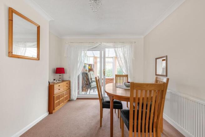 Edward Way, Ashford, TW15 – pohled 5